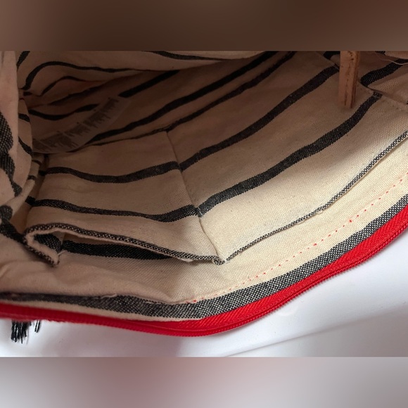 Bohemian embroidered clutch purse! - Picture 7 of 8